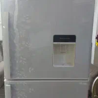 یخچال هاردستون در حد نو