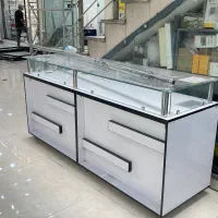ویترین  ابعاد ۲ متر در عرض ۶۰