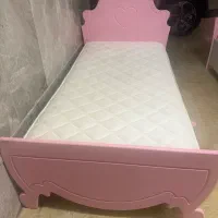 تخت دخترونه در حد نو