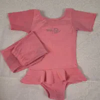 لباس ژیمناستیک