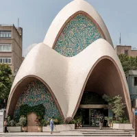 مغازه موقعیت دار اصلی/خرمشهر 300 متر