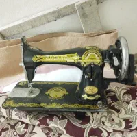 چرخ خیاطی قدیمی