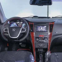 دنا پلاس دستی 6دنده رنگ سفید1404