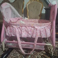 گهواره نوزادوکالسکه کودک