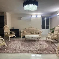 مبل ۷ نفره همراه با میز عسلی