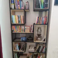 کتابخونه ساده و شیک با چوب و اهن