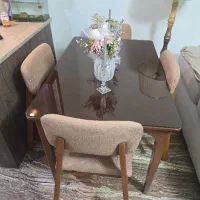 میز ناهارخوری ۴نفره