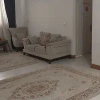 واحد ۱۰۰ متر در قلب شهر با اسانسور طبقه اول