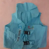 جلیقه استخر