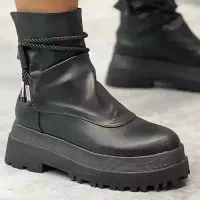 نیم بوت کاملا نو