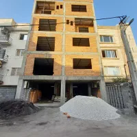 پیش فروش آپارتمان ۱۰۰ متری طبقات اول و چهارم