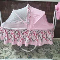 گهواره برقی نوزاد