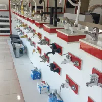 تعویض شیرآلات کهنه با نو/ هود/ سینک/ گاز/ روشویی
