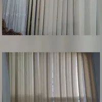 پرده عمودی شیری رنگ تمیزوسالم