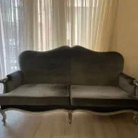 کاناپه مخمل توسی براق و ال چرم چستر