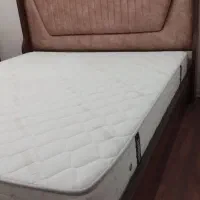 سرویس خواب و تشک دو نفره سایز بزرگ در حد نو