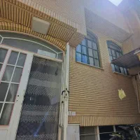 اجاره منزل دو طبقه دربست حیاط دار