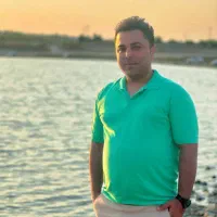 آماده همکاری ،رانندگی با سواری کوییک با شرکت