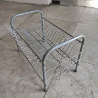 آبچکان و چاقو و آبمیوه گیری