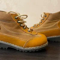 نیم‌بوت طبی بچگانه طرح کیکرز (Kickers)