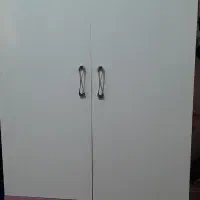 تخت و کمد