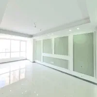 ۷۰متری/شیک و بینظیر/پارکینگ اختصاصی/سند تکبرگ