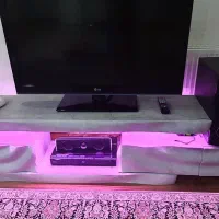 میز تیوی