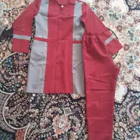 مقداری لباس دخترانه