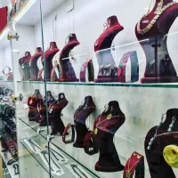ویترین مغازه کمد قفسه