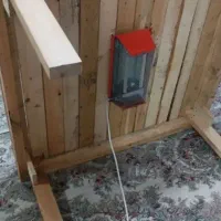 میز کرسی چوبی کاملا محکم