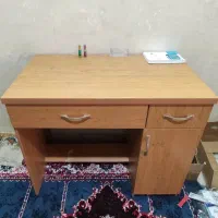 میز تحریر کامپیوتر