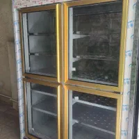 یک عدد یخچال  فرا سرمایشگوشتی و یک فریزر سرمایش