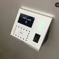 اکسس کنترل تردد کارت‌خوان و تشخیص چهره و اثر انگشت