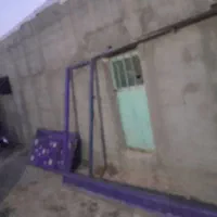 در پارکینگ
