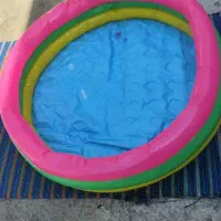 استخر بادی دایره ای