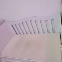 تخت وتشک نوزاد