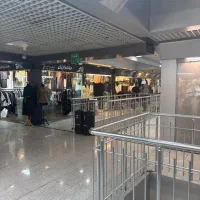 بار پوشاک زیر قیمت روی تیراژ نقدی خریدارم