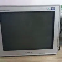 مانیتور crt سالم و تمیز و روشن