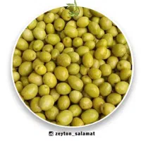 یک دبه زیتون شکسته ویک دبه زیتون کنسروی