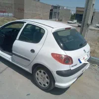 پژو ۲۰۶|خودرو سواری و وانت|همدان, |دیوار