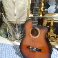 گیتارکامل ساختِ دست کات‌اوی(چوبی محشر وصدایی شفاف)