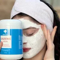 فیشیال کار جهت همکاری در سالن زیبایی زنانه