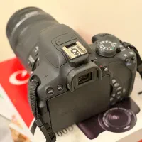 دوربین Canon 700D