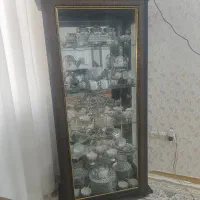 گنجه چوبی و آیینه ای