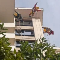عایق ابندی نماشوی پیچ رولپلاک نماراپل بدون داربست