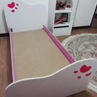تخت کودک آپادانا