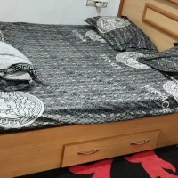 تخت دونفره