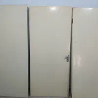 درب چوبی اتاق