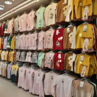 فروشنده پوشاک