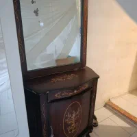 میز و آینه